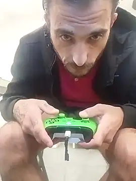 Snapshot of BogossFrench chatting on November 2025 11:36:02 PM BogossFrench online show from November 2025 11:36:02 PM