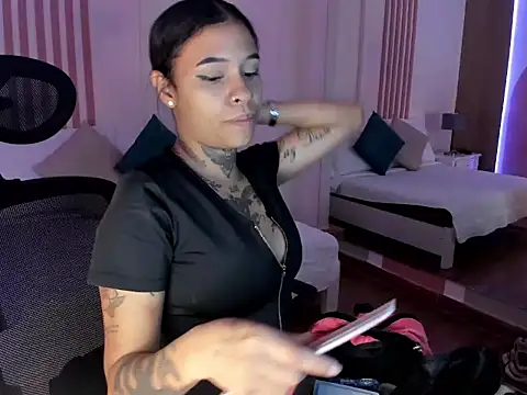  Sharloth  online show from December 2025 03:50:02 PM