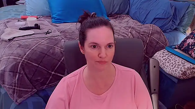 ninajaymes online show from November 2025 11:15:01 PM