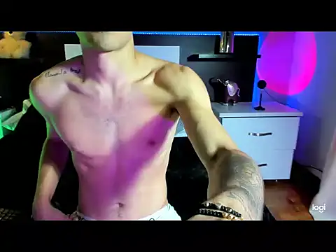 eriikjoness online show from November 2025 03:07:01 AM