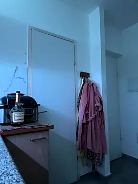 KstnSrg19 online show from November 2025 08:56:01 PM