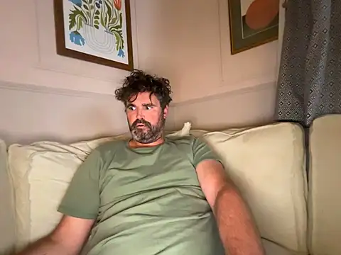 Snapshot of CyprioteWhitefly chatting on June 2026 09:35:01 PM CyprioteWhitefly online show from June 2026 09:35:01 PM