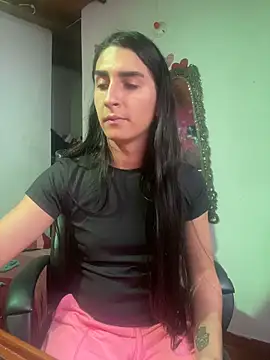 Snapshot of lola_diez chatting on October 2025 07:11:01 PM lola diez online show from October 2025 07:11:01 PM