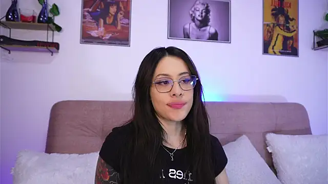 SophiieCumsx online show from November 2025 12:06:01 PM