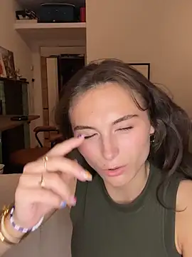 Snapshot of SophiiaStarr chatting on September 2025 06:19:01 PM SophiiaStarr online show from September 2025 06:19:01 PM