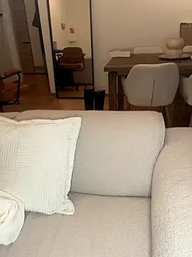 Snapshot of SophiiaStarr chatting on October 2025 04:28:01 PM SophiiaStarr online show from October 2025 04:28:01 PM