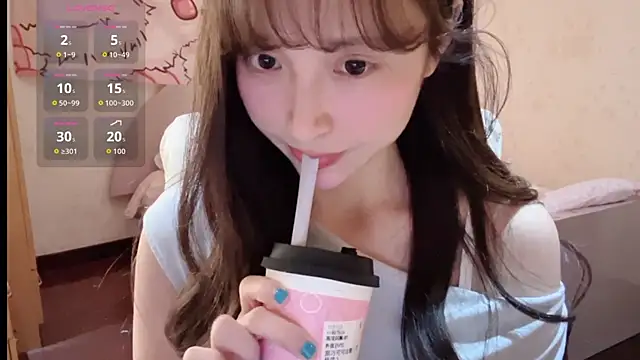 xiaoyun 666 online show from November 2025 10:06:02 AM