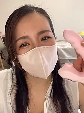 NATSUMI00 online show from September 2025 05:13:01 AM