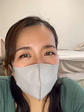 NATSUMI00 online show from September 2025 05:34:02 AM