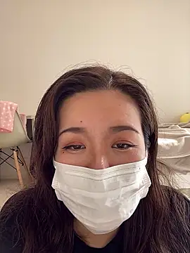 NATSUMI00 online show from October 2025 05:41:02 AM