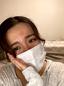 NATSUMI00 online show from October 2025 05:36:02 PM