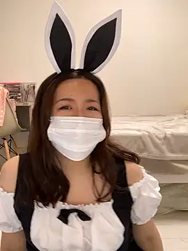 NATSUMI00 online show from October 2025 05:30:01 AM