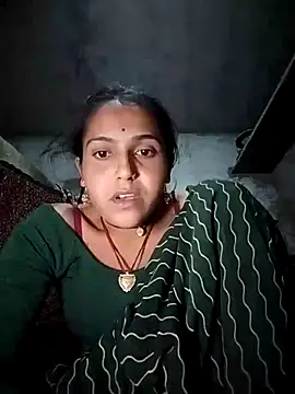 Snapshot of Sonam_shinde chatting on February 2026 05:31:01 PM Sonam shinde online show from February 2026 05:31:01 PM