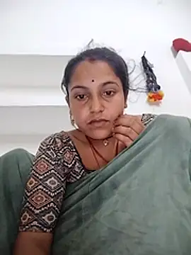 Snapshot of Sonam_shinde chatting on February 2026 08:20:02 PM Sonam shinde online show from February 2026 08:20:02 PM