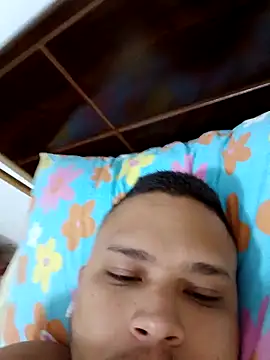 Alexboy022025 online show from October 2025 12:08:02 AM