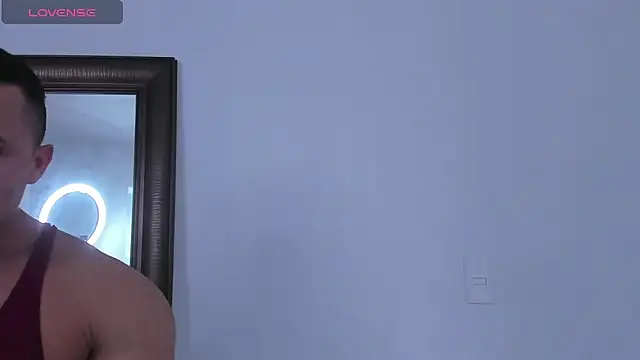 KingLevi01 online show from October 2025 09:23:02 PM