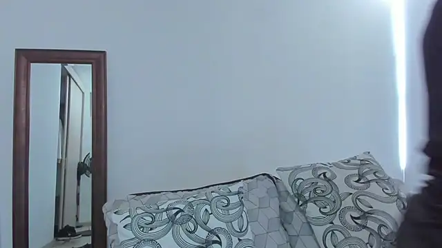 KingLevi01 online show from May 2026 04:48:02 PM