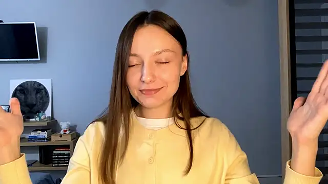 Snapshot of SoulHiperAgne_ chatting on November 2025 02:04:01 PM SoulHiperAgne online show from November 2025 02:04:01 PM