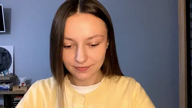 Snapshot of SoulHiperAgne_ chatting on November 2025 02:06:01 PM SoulHiperAgne online show from November 2025 02:06:01 PM