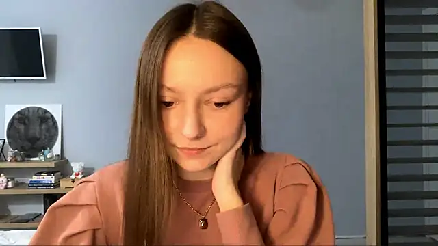 Snapshot of SoulHiperAgne_ chatting on November 2025 01:04:01 PM SoulHiperAgne online show from November 2025 01:04:01 PM