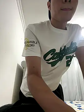 Snapshot of youngboylani777 chatting on November 2025 06:34:01 AM youngboylani777 online show from November 2025 06:34:01 AM