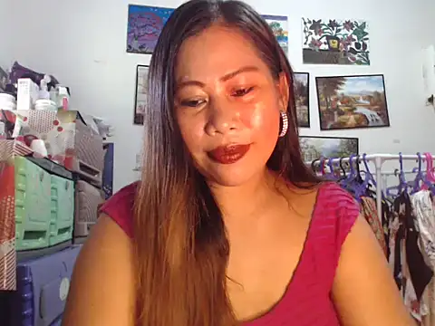 Snapshot of filipina_beauty chatting on October 2025 01:33:02 AM filipina beauty online show from October 2025 01:33:02 AM