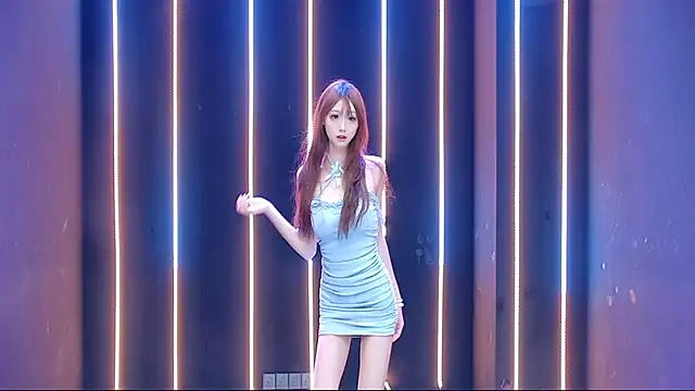 Snapshot of queen-001 chatting on October 2025 11:49:01 PM queen-001 online show from October 2025 11:49:01 PM