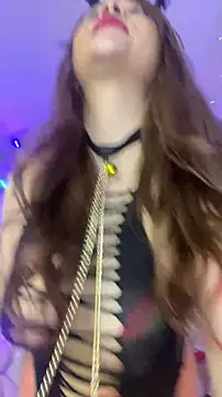 Valeryfox01  online show from December 2025 04:17:01 AM