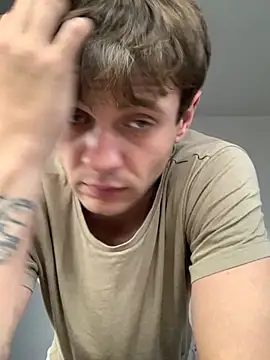 Snapshot of Kit_Kat01 chatting on October 2025 10:58:02 PM Kit Kat01 online show from October 2025 10:58:02 PM