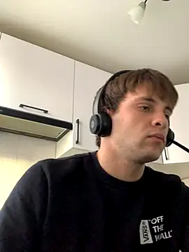 Snapshot of Kit_Kat01 chatting on November 2025 01:32:02 PM Kit Kat01 online show from November 2025 01:32:02 PM