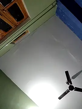 bitch-horny online show from February 2026 11:53:01 PM