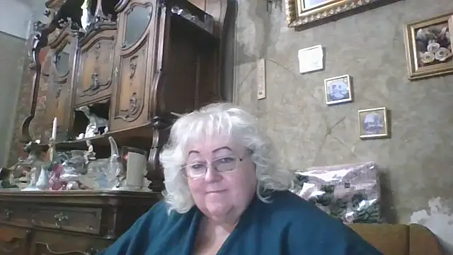 Lala-Love56 online show from September 2025 05:04:02 PM