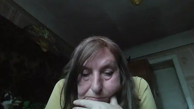 Snapshot of AnnaLive570 chatting on September 2025 12:43:02 PM AnnaLive570 online show from September 2025 12:43:02 PM