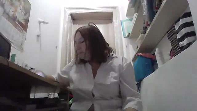 Snapshot of AnnaLive570 chatting on December 2025 05:23:01 AM AnnaLive570 online show from December 2025 05:23:01 AM