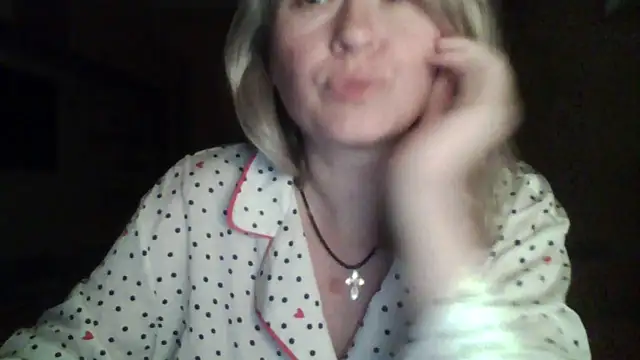 Narcysya online show from December 2025 11:22:01 PM