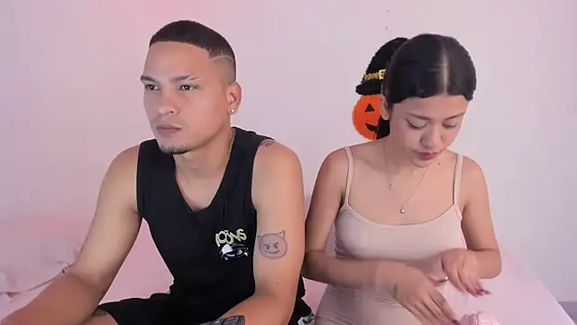 Sexy777Couple online show from November 2025 12:12:01 AM