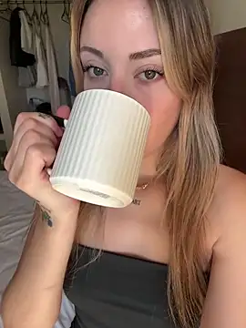 Sashailardi online show from April 2026 10:21:02 PM