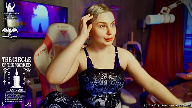 Wounded Goddess  online show from February 2026 05:05:02 AM