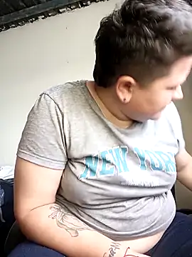 Noha Whiitee online show from November 2025 03:10:02 PM