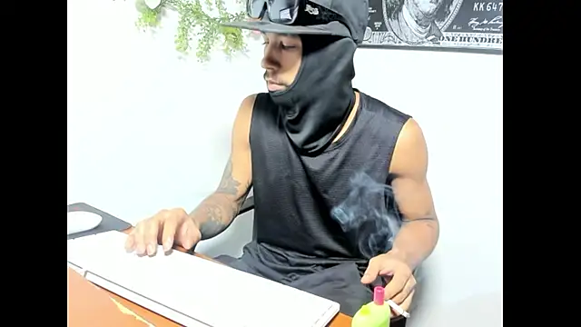 Snapshot of carl_jhonson821 chatting on November 2025 10:50:02 AM carl jhonson821 online show from November 2025 10:50:02 AM