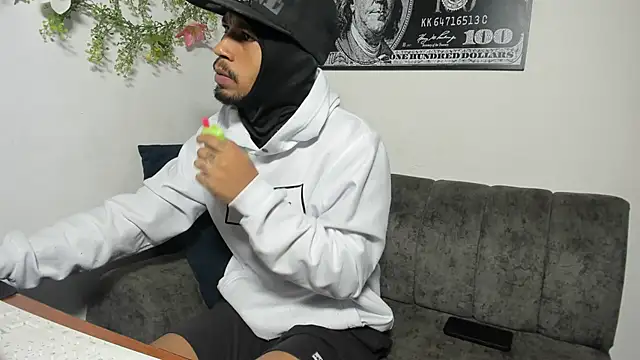 Snapshot of carl_jhonson821 chatting on November 2025 10:15:02 AM carl jhonson821 online show from November 2025 10:15:02 AM