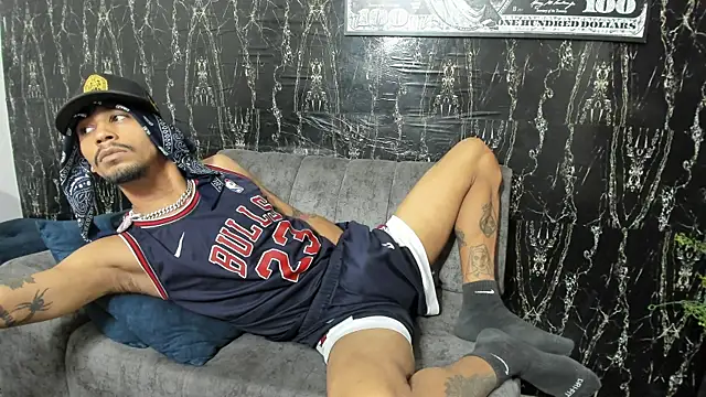 Snapshot of carl_jhonson821 chatting on November 2025 02:06:01 PM carl jhonson821 online show from November 2025 02:06:01 PM