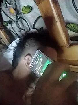 Snapshot of yeffito1 chatting on October 2025 11:58:01 PM yeffito1 online show from October 2025 11:58:01 PM