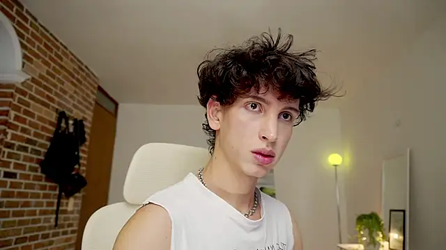 Snapshot of boream chatting on October 2025 11:20:02 AM boream online show from October 2025 11:20:02 AM