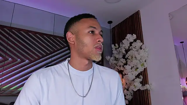 B Wild online show from December 2025 03:45:02 AM