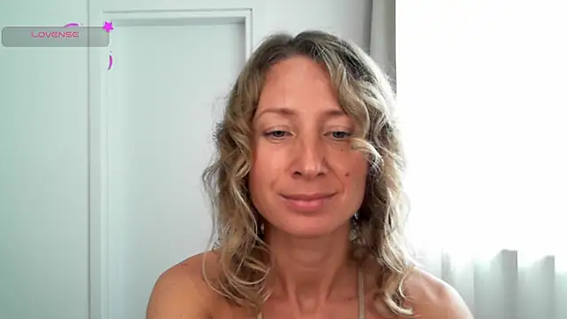 Snapshot of Paevoa chatting on January 2026 11:45:02 AM Paevoa online show from January 2026 11:45:02 AM