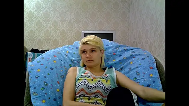 Snapshot of SaraSnow_ chatting on December 2025 06:06:01 PM SaraSnow online show from December 2025 06:06:01 PM