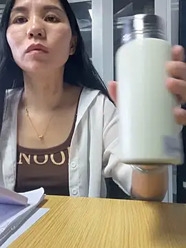 Snapshot of xiaonan- chatting on September 2025 12:34:01 AM xiaonan- online show from September 2025 12:34:01 AM