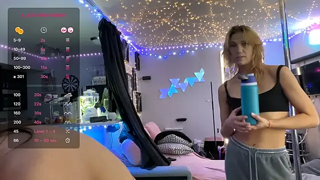 Snapshot of icy_pisces chatting on September 2025 12:40:01 PM icy pisces online show from September 2025 12:40:01 PM