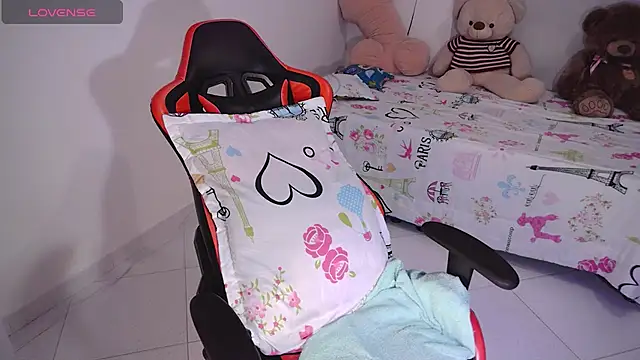 Snapshot of CathaleyaSex chatting on March 2025 10:33:01 PM CathaleyaSex online show from March 2025 10:33:01 PM